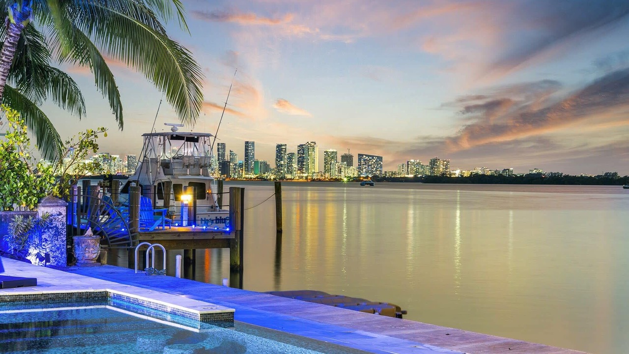 Photo of Outdoor in North Bay Village