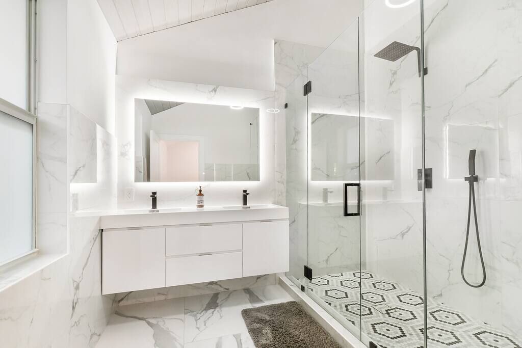 Photo of Bathroom in North Bay Village