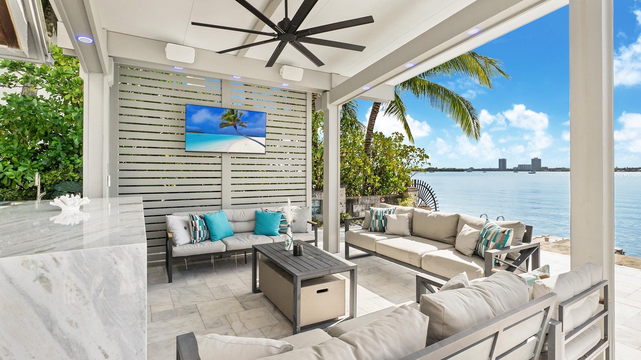 Photo of Outdoor in North Bay Village