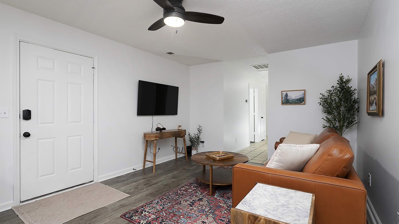 Photo of Bedroom in Mount Berry