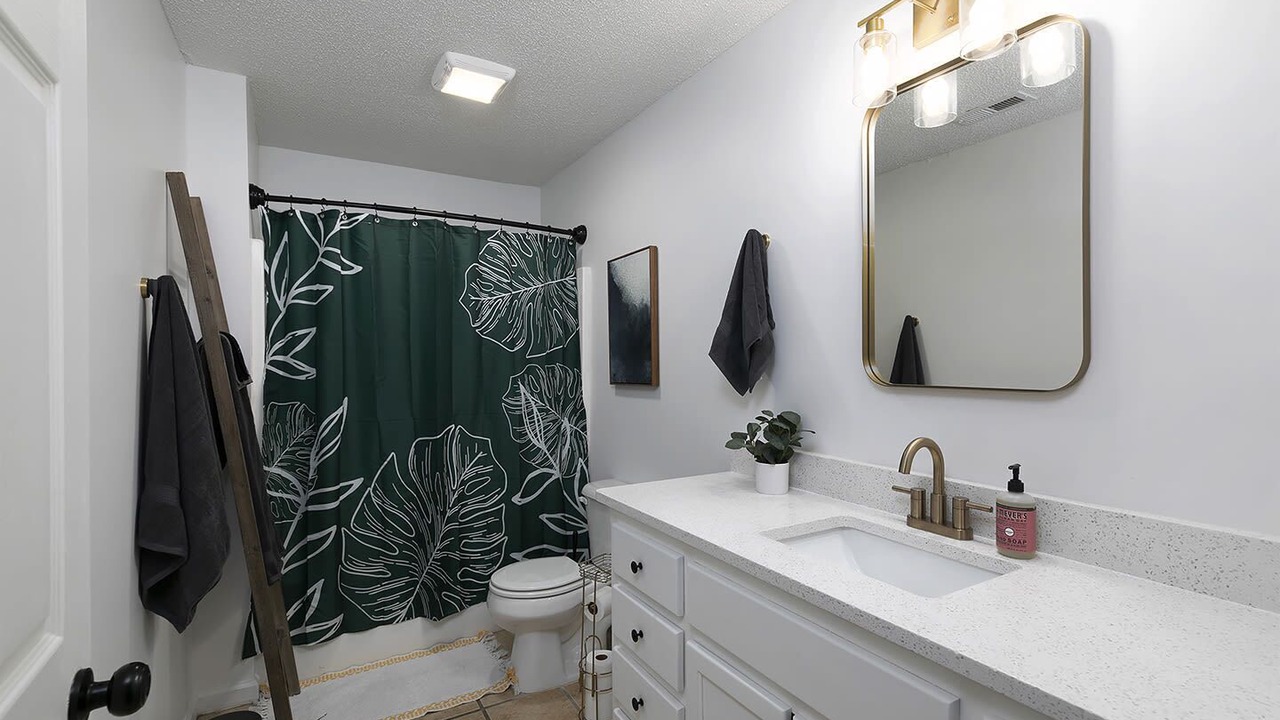 Photo of Bathroom in Mount Berry