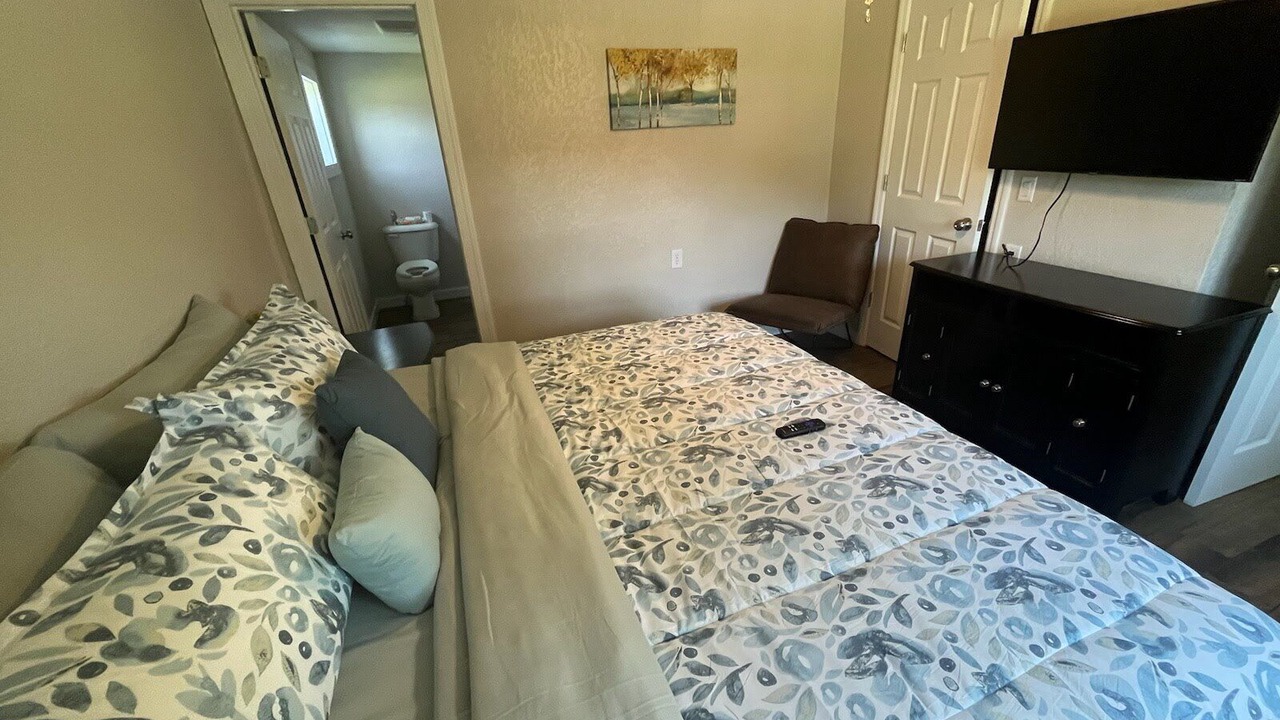 Photo of Bedroom in Licking