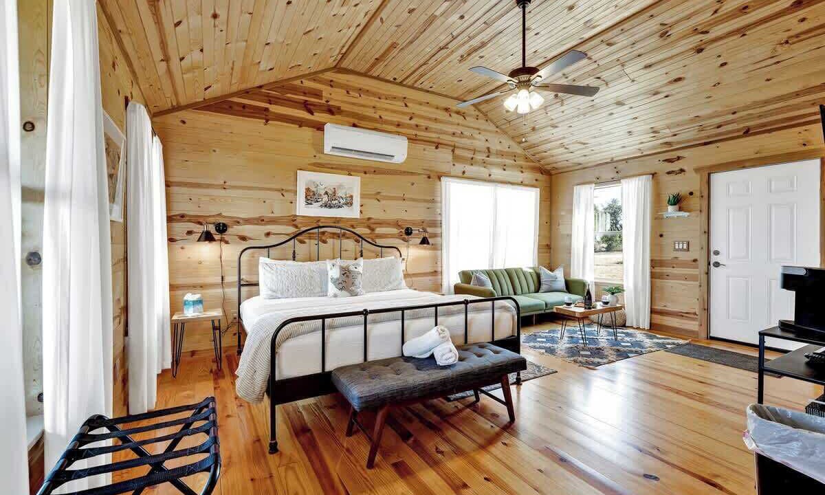 Photo of Bedroom in Fredericksburg