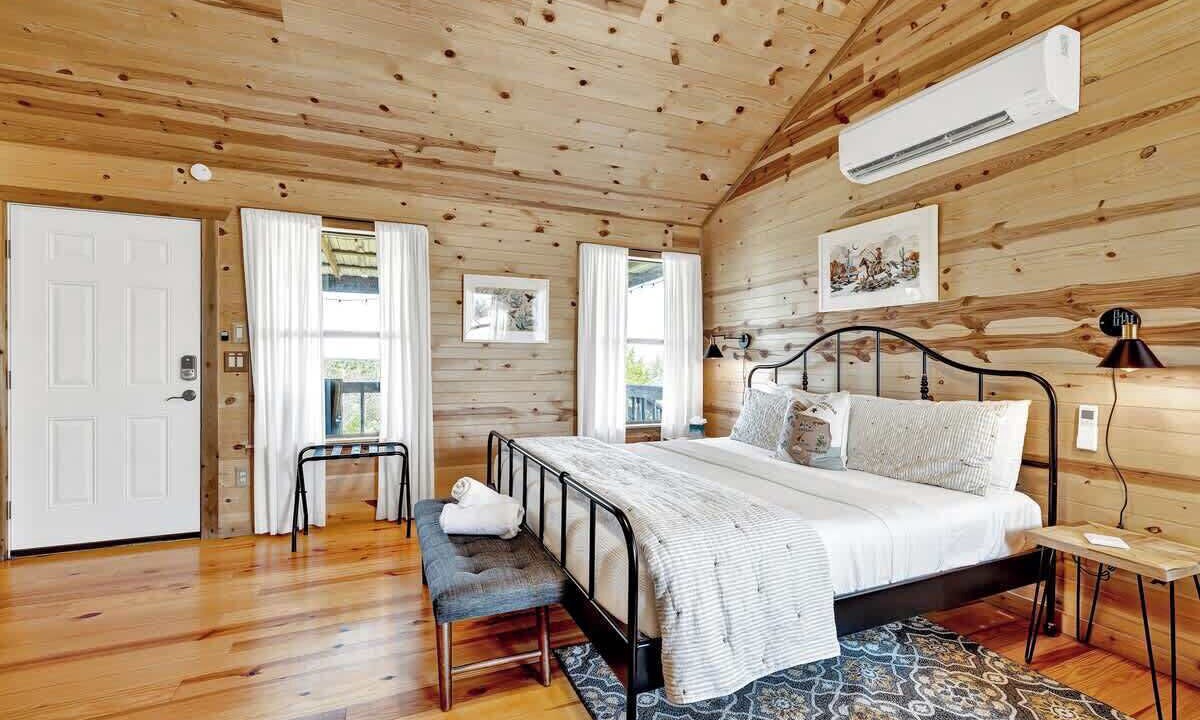 Photo of Bedroom in Fredericksburg