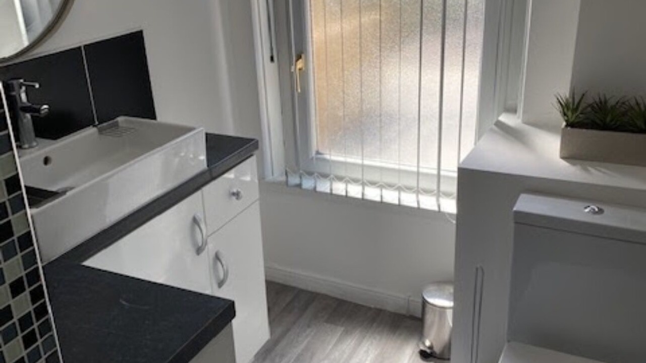 Photo of Bathroom in Cwm Frwd Oer