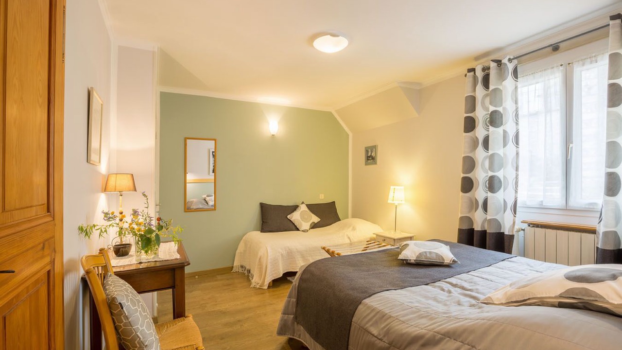 Photo of Bedroom in Villeneuve-de-Berg