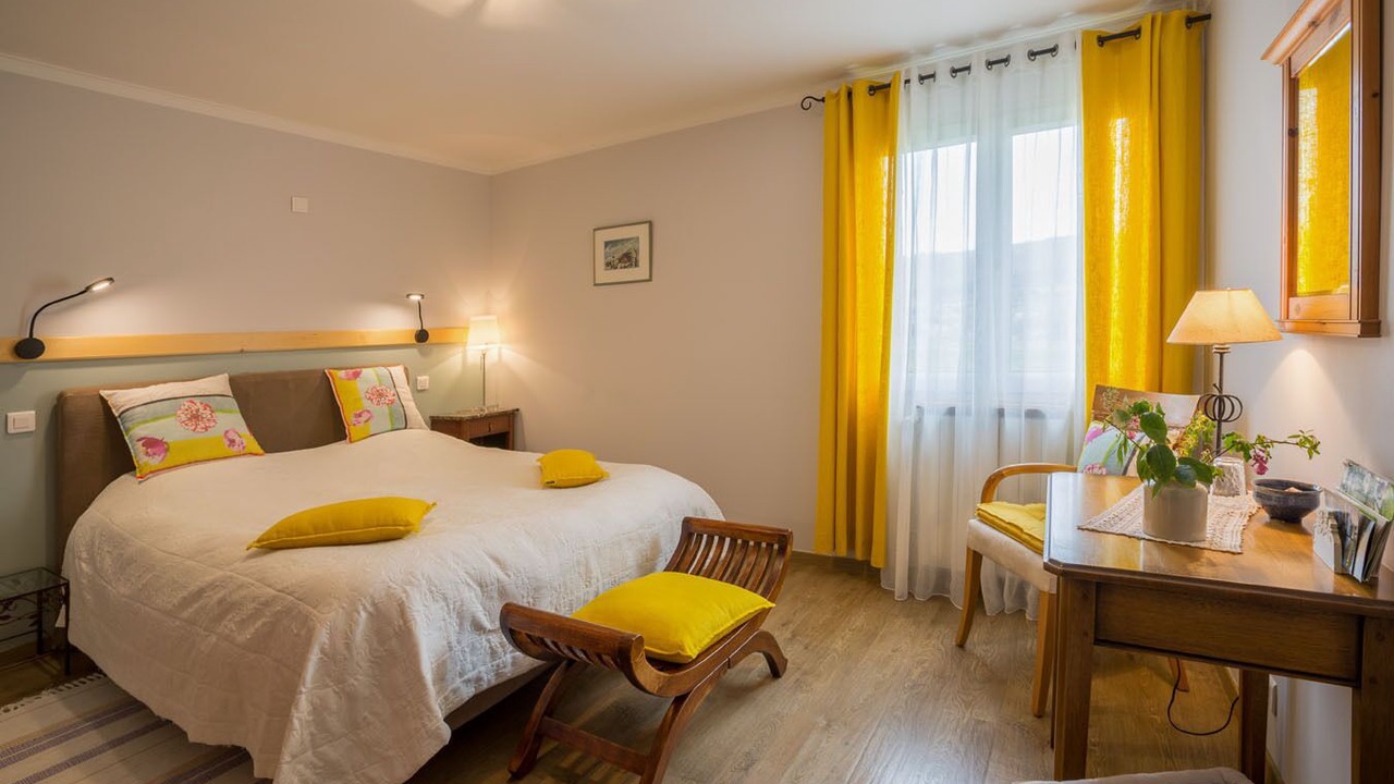 Photo of Bedroom in Villeneuve-de-Berg