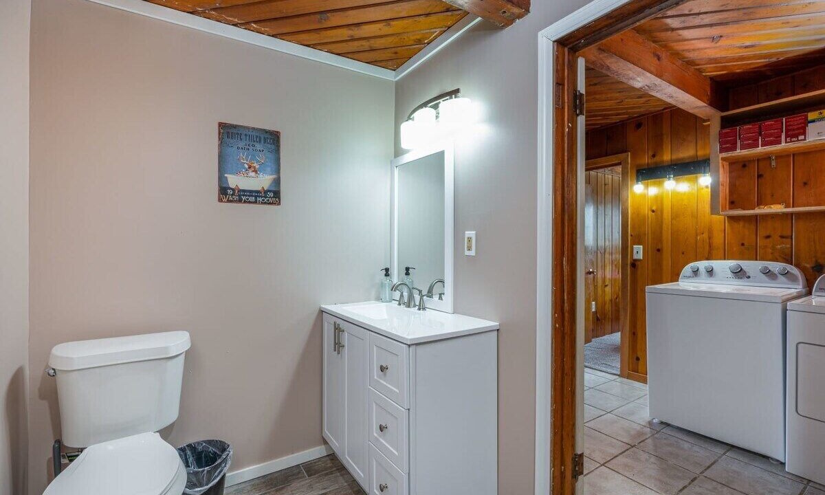 Photo of Bathroom in Mayfield