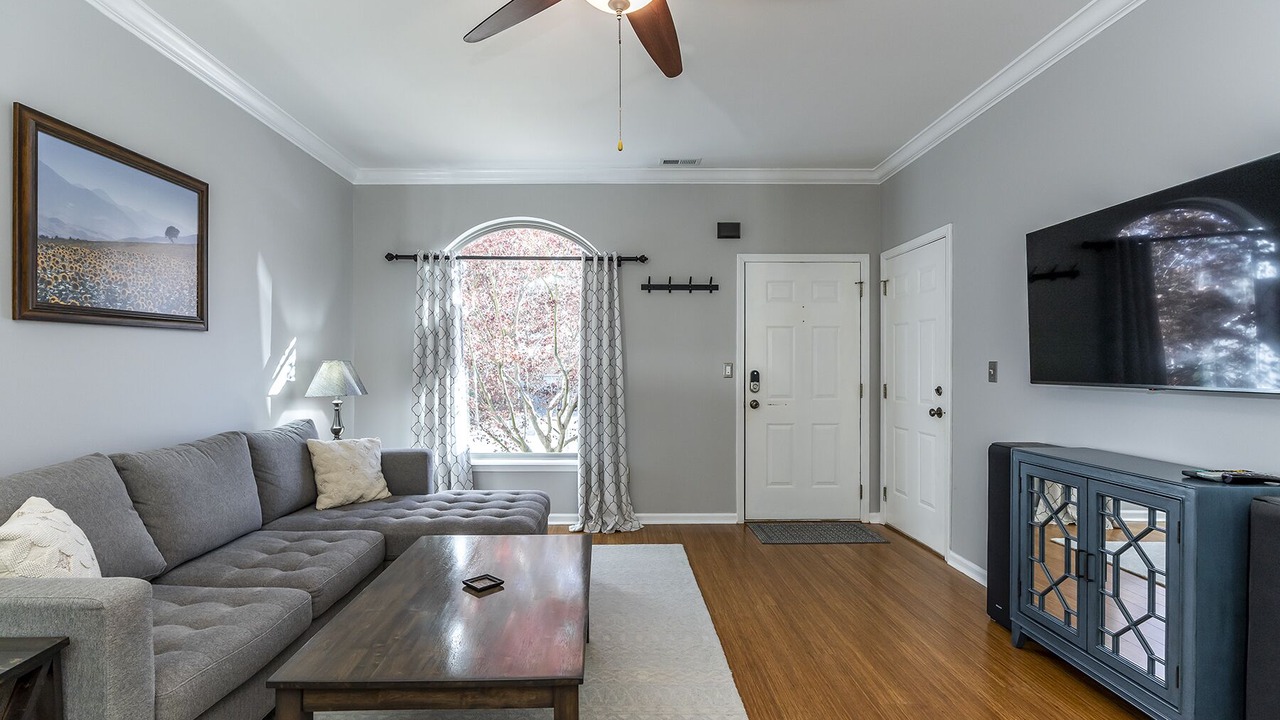 Photo of Livingroom in Liberty Area