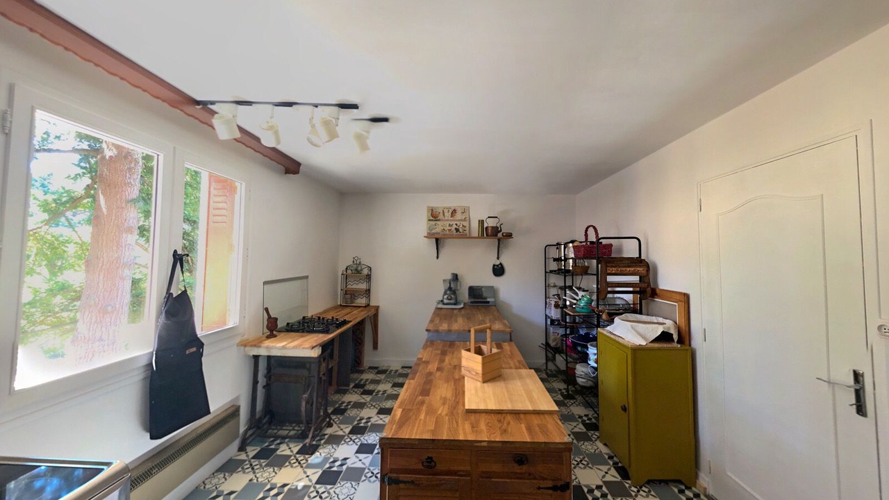 Photo of Kitchen in Lussac-les-Chateaux