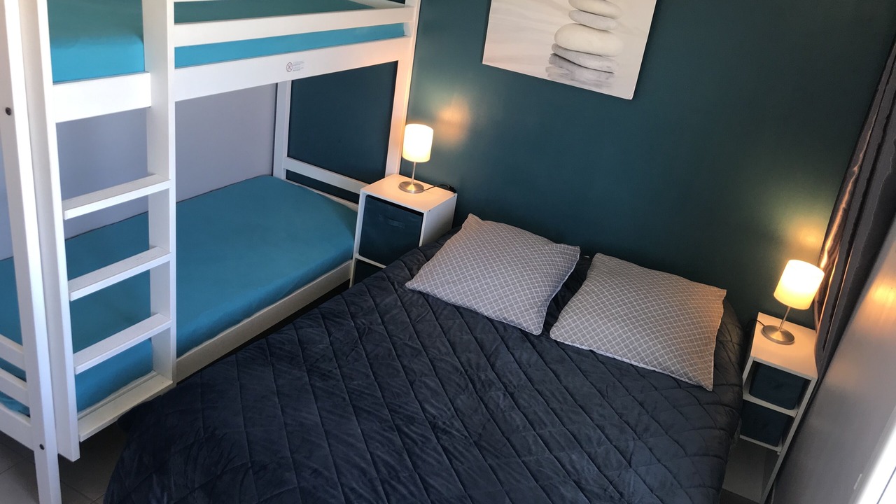 Photo of Bedroom in Mandelieu-La-Napoule