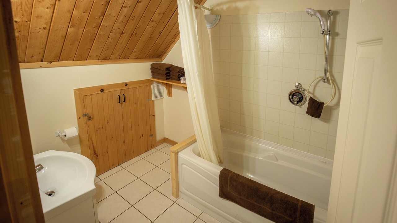 Photo of Bathroom in Annapolis Subdivision D