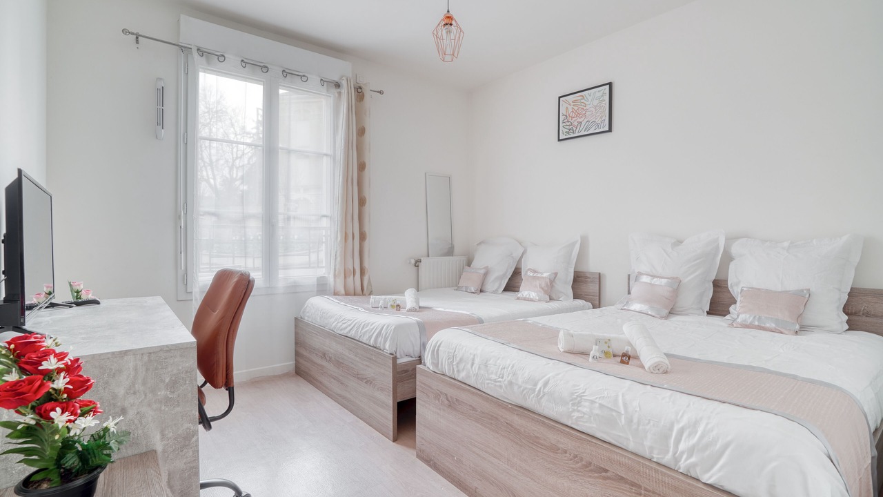 Photo of Bedroom in Clamart
