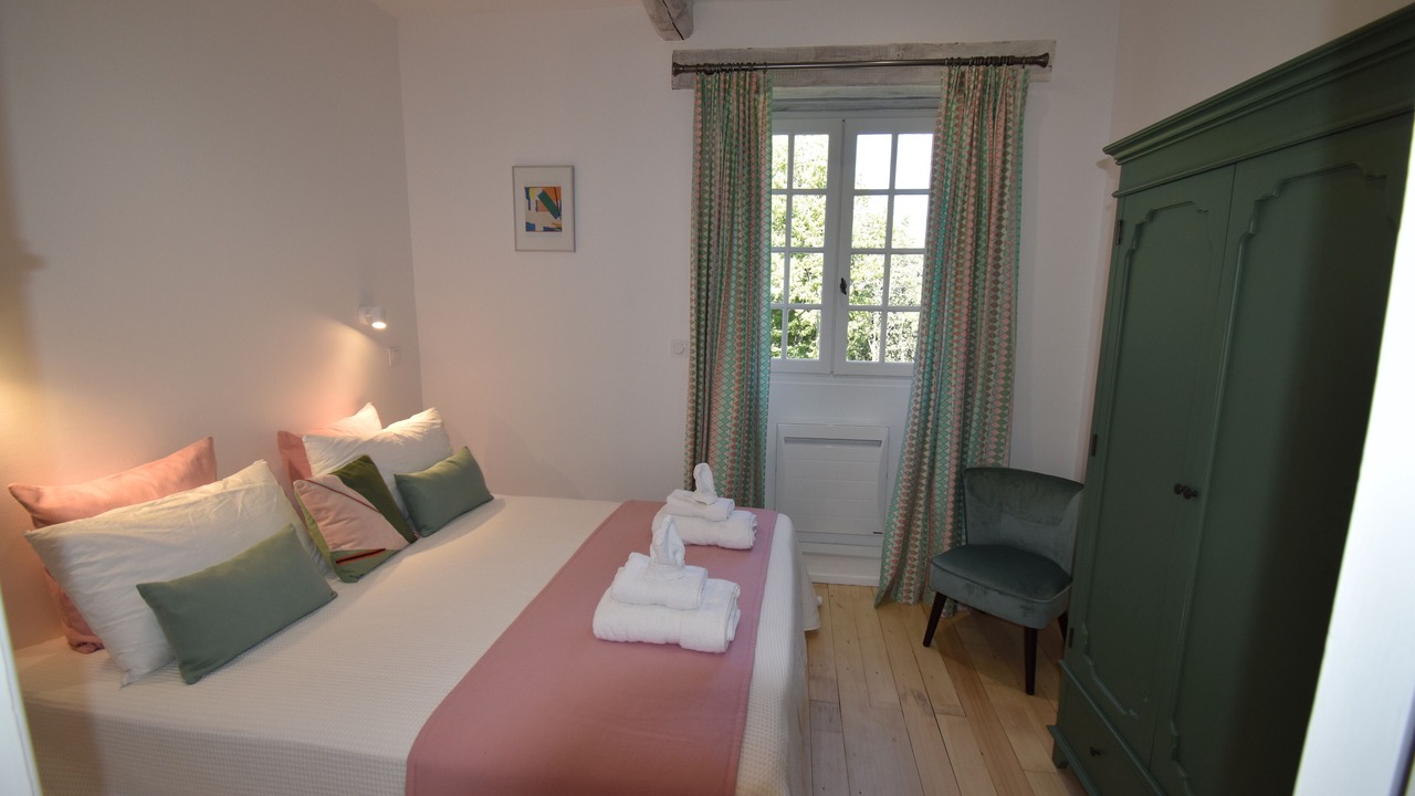 Photo of Bedroom in Saint-Laurent-la-Vallee
