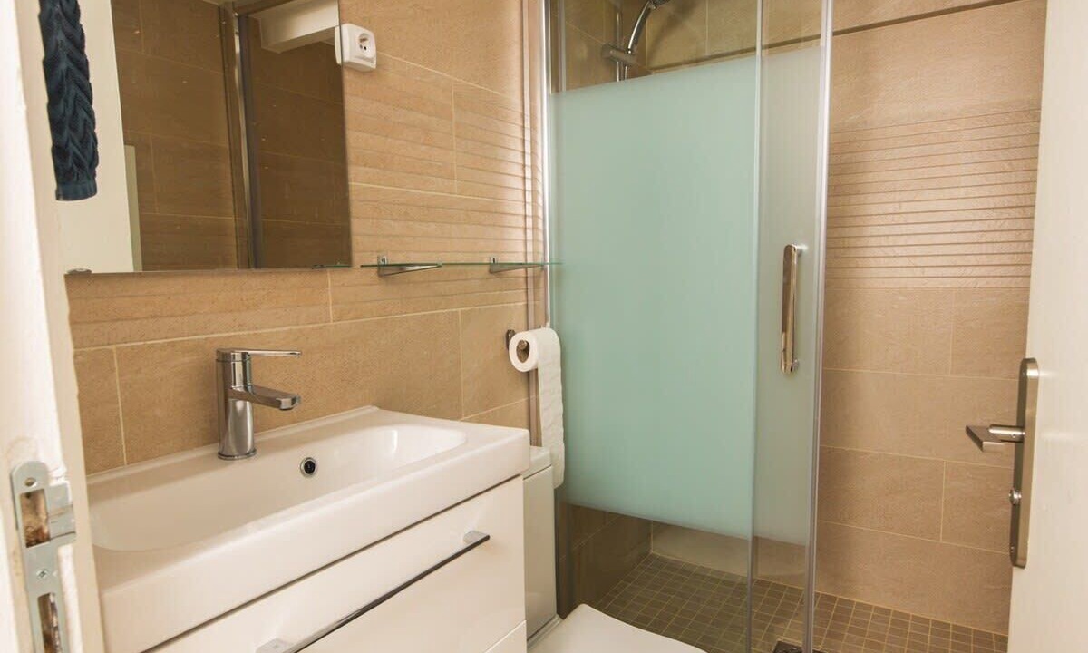 Photo of Bathroom in Sorbonne