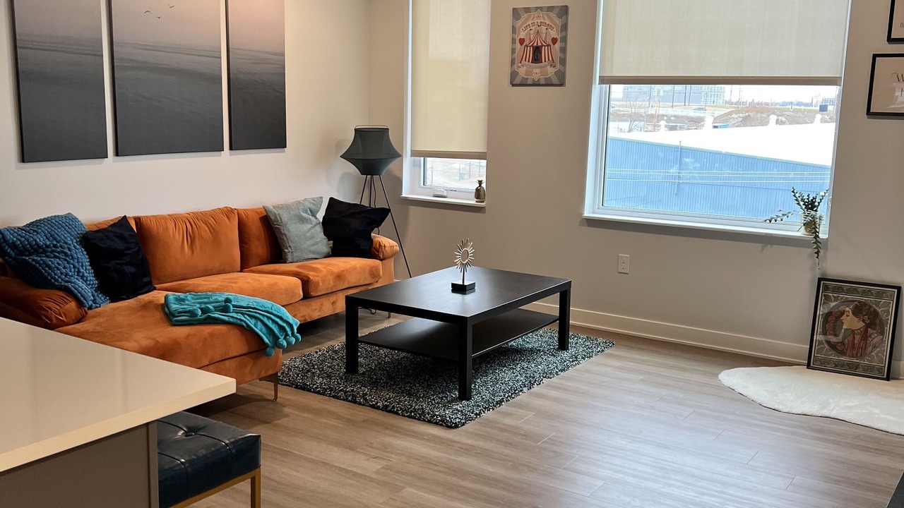 Photo of Livingroom in Midtown