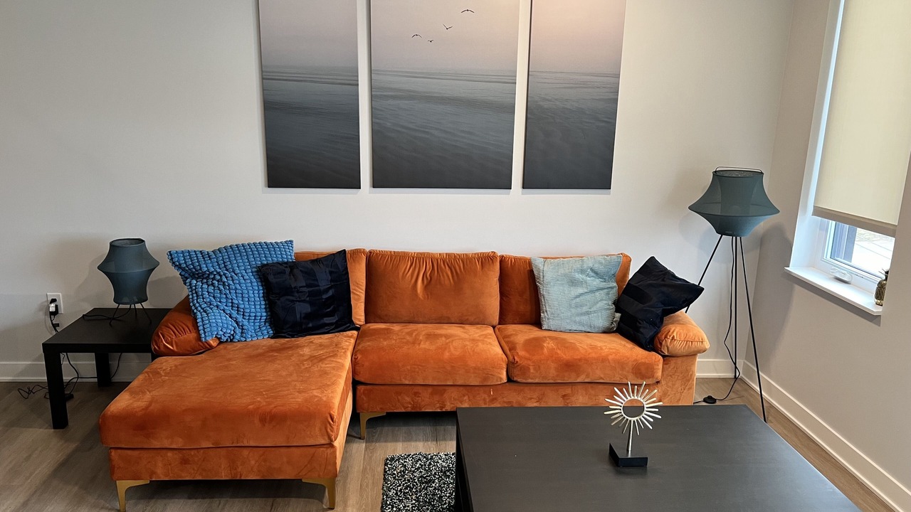 Photo of Livingroom in Midtown