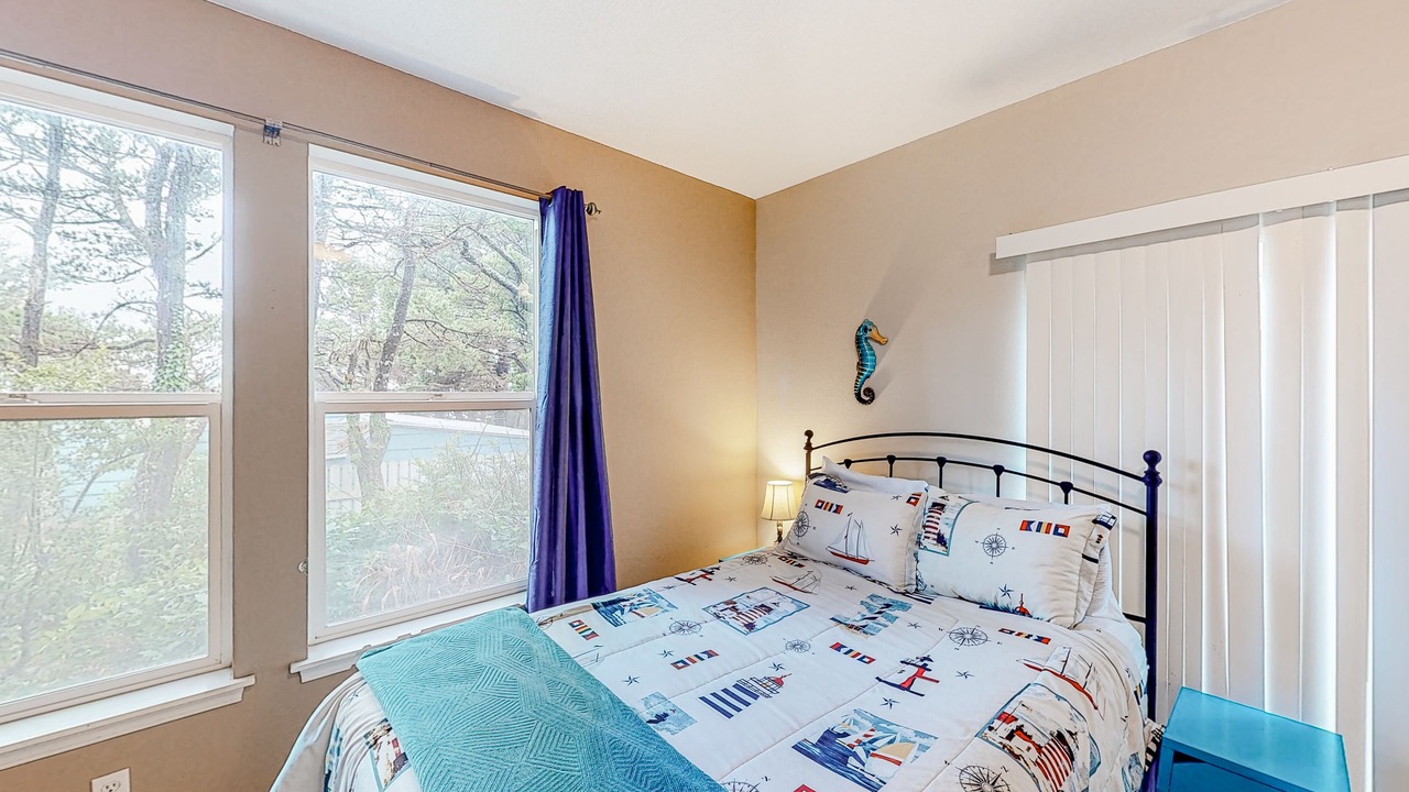 Photo of Bedroom in Agate Beach