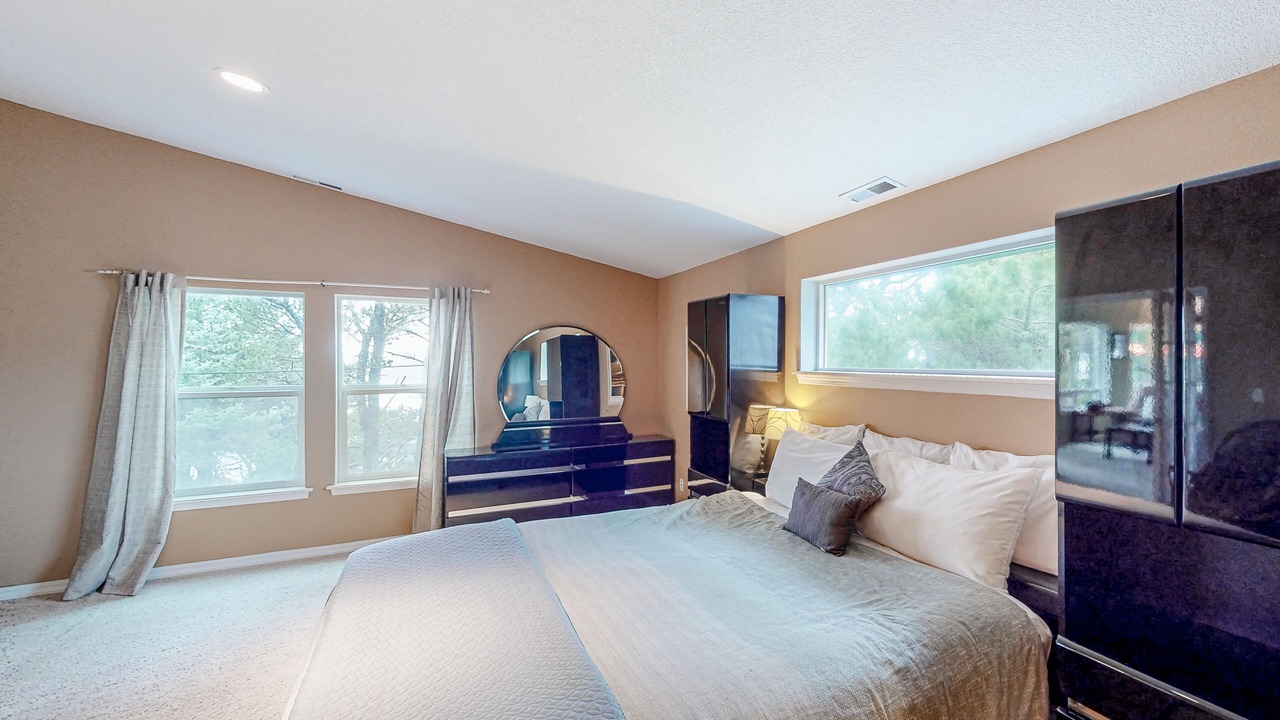 Photo of Bedroom in Agate Beach
