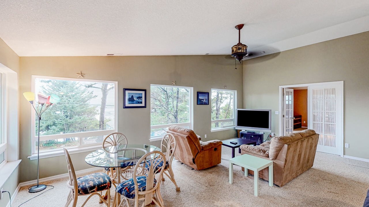 Photo of Others in Agate Beach