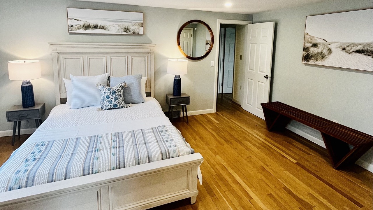 Photo of Bedroom in Centerville