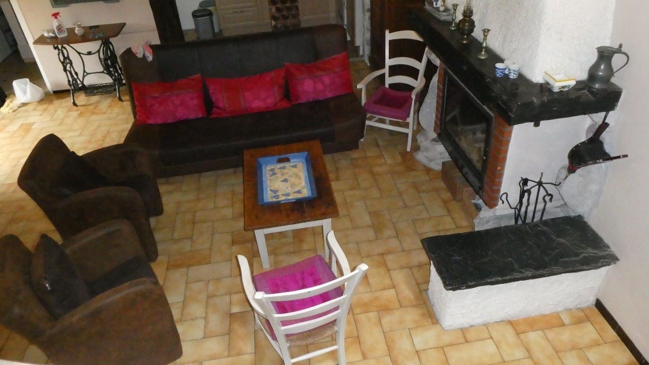 Photo of Others in Jarret