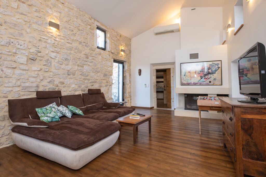 Photo of Livingroom in Aubussargues