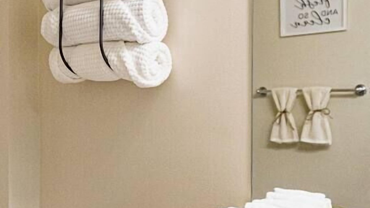 Photo of Bathroom in Aurora Highlands
