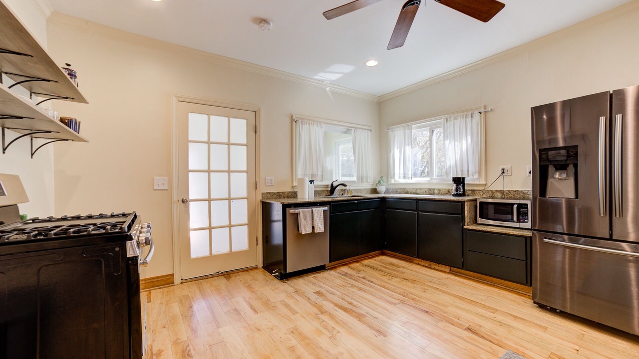 Photo of Kitchen in Maple Ridge