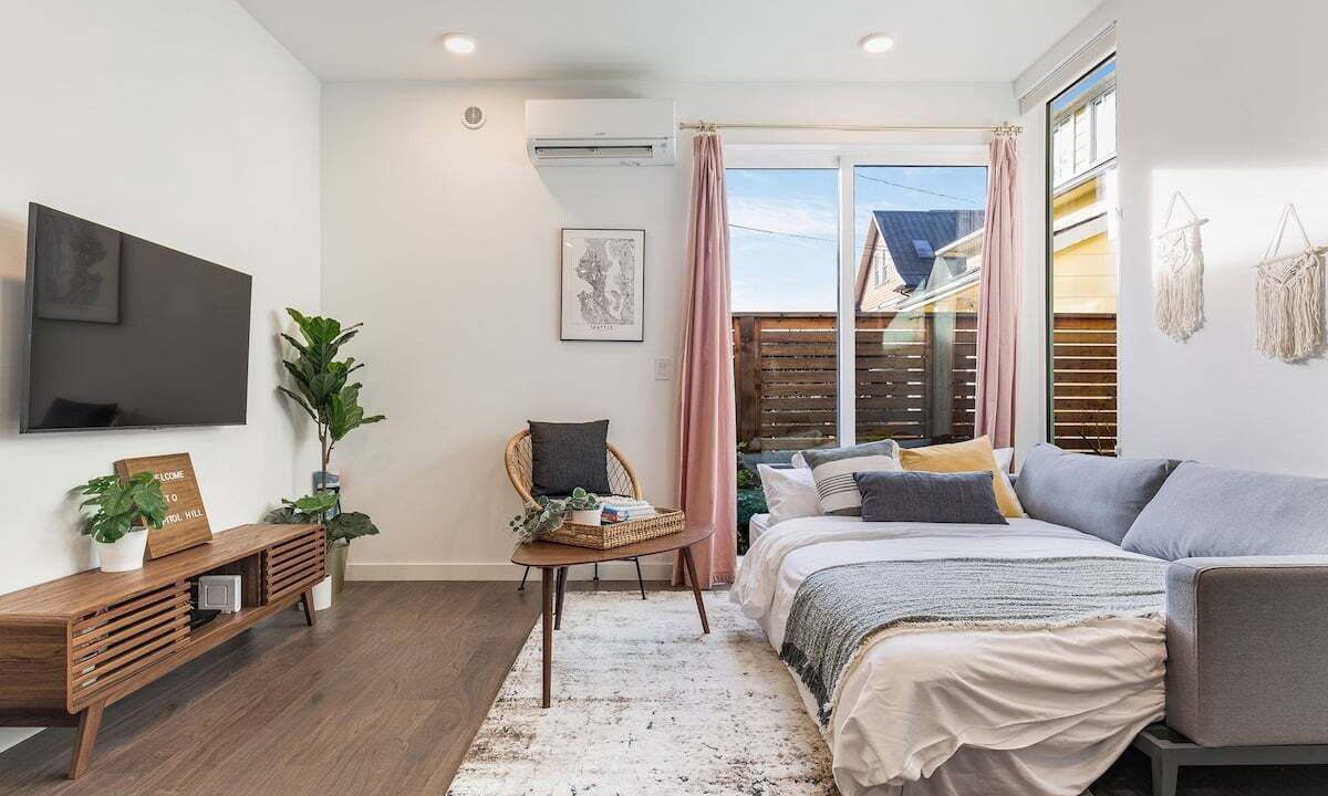 Photo of Bedroom in Minor