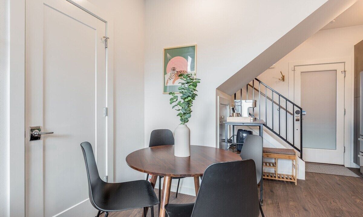 Photo of Others in Minor