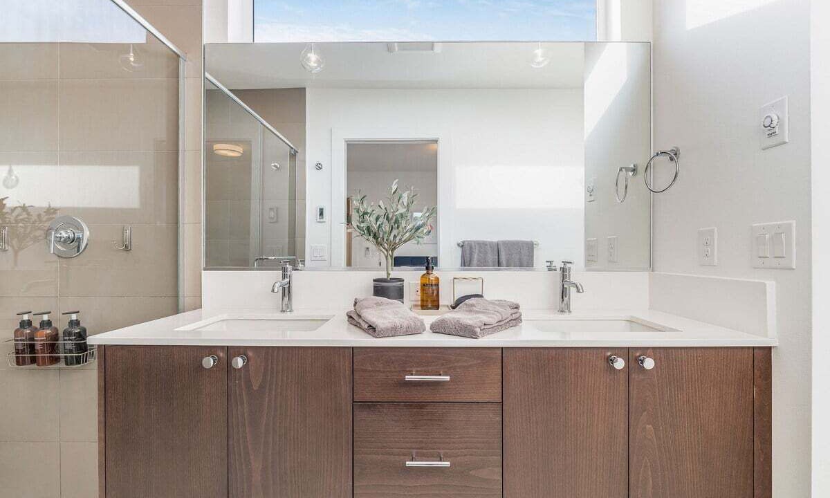 Photo of Bathroom in Minor