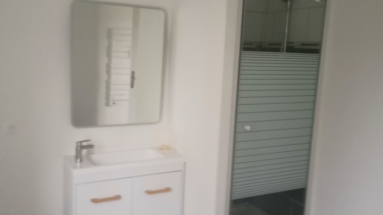 Photo of Bathroom in Chatou