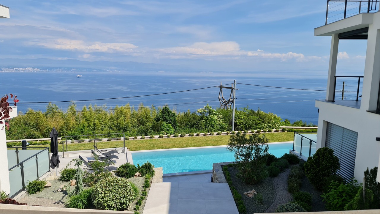Photo of Outdoor in Bregi