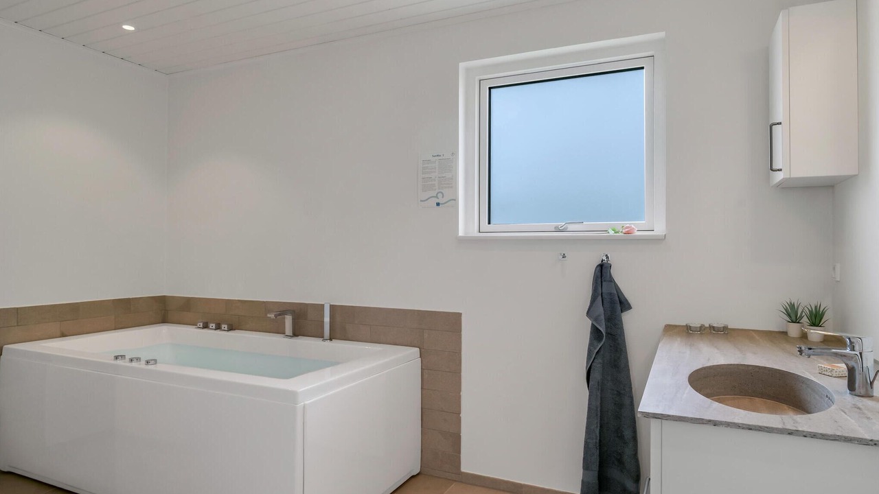 Photo of Bathroom in Grenaa