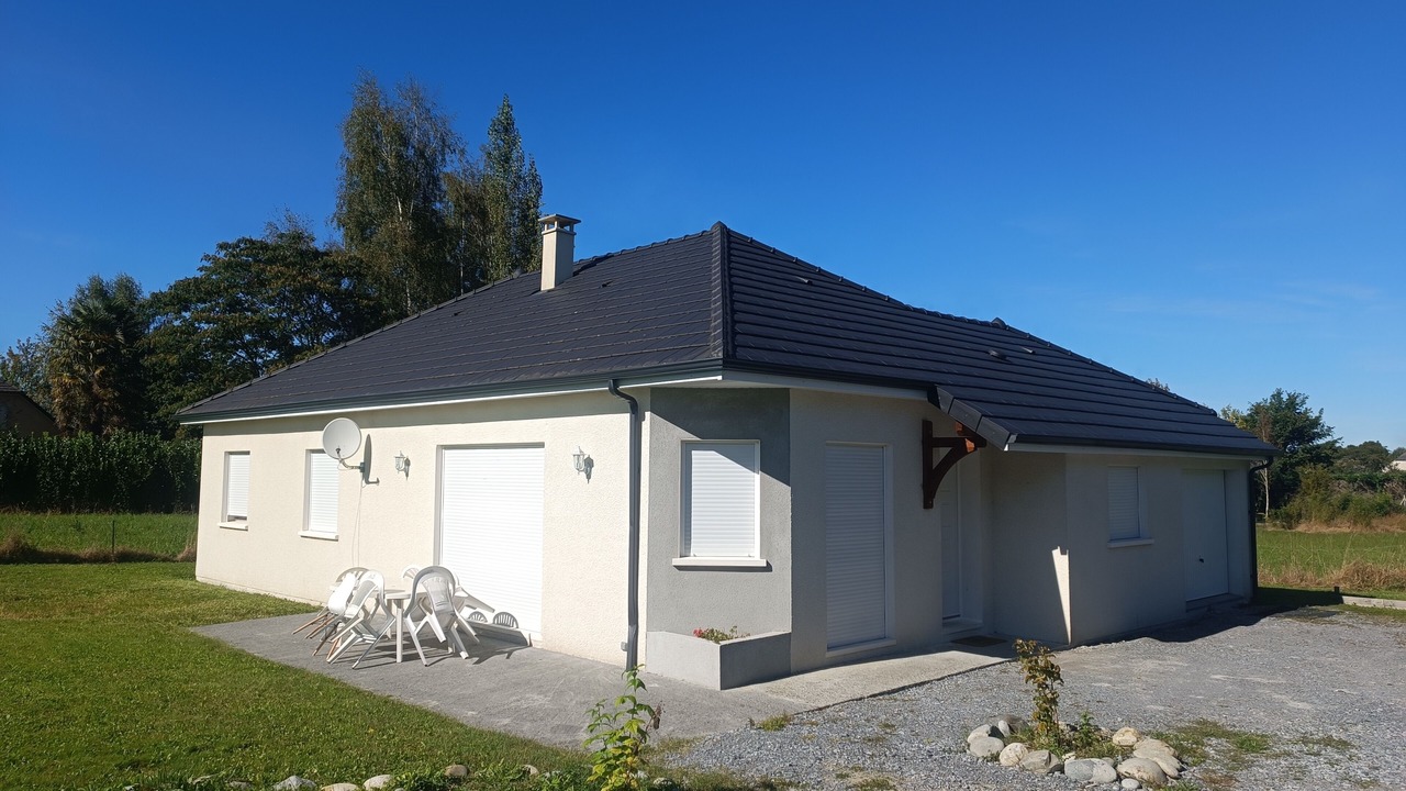 Photo of Outdoor in Asson