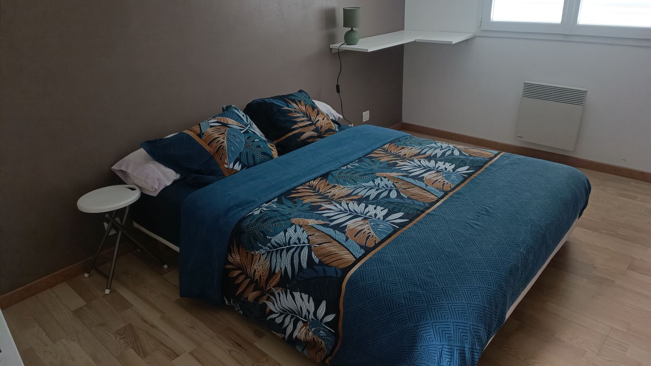 Photo of Bedroom in Asson