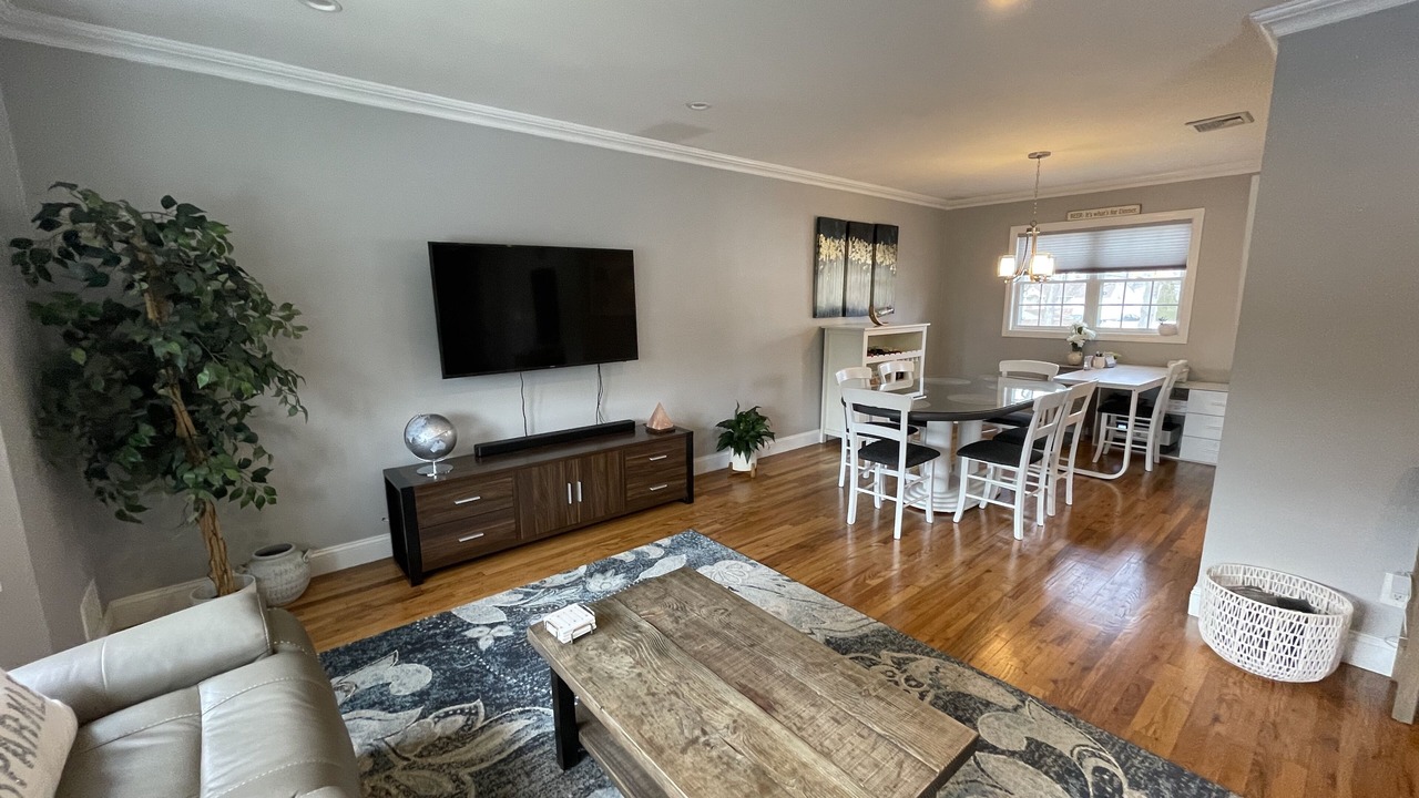 Photo of Livingroom in Kings Park