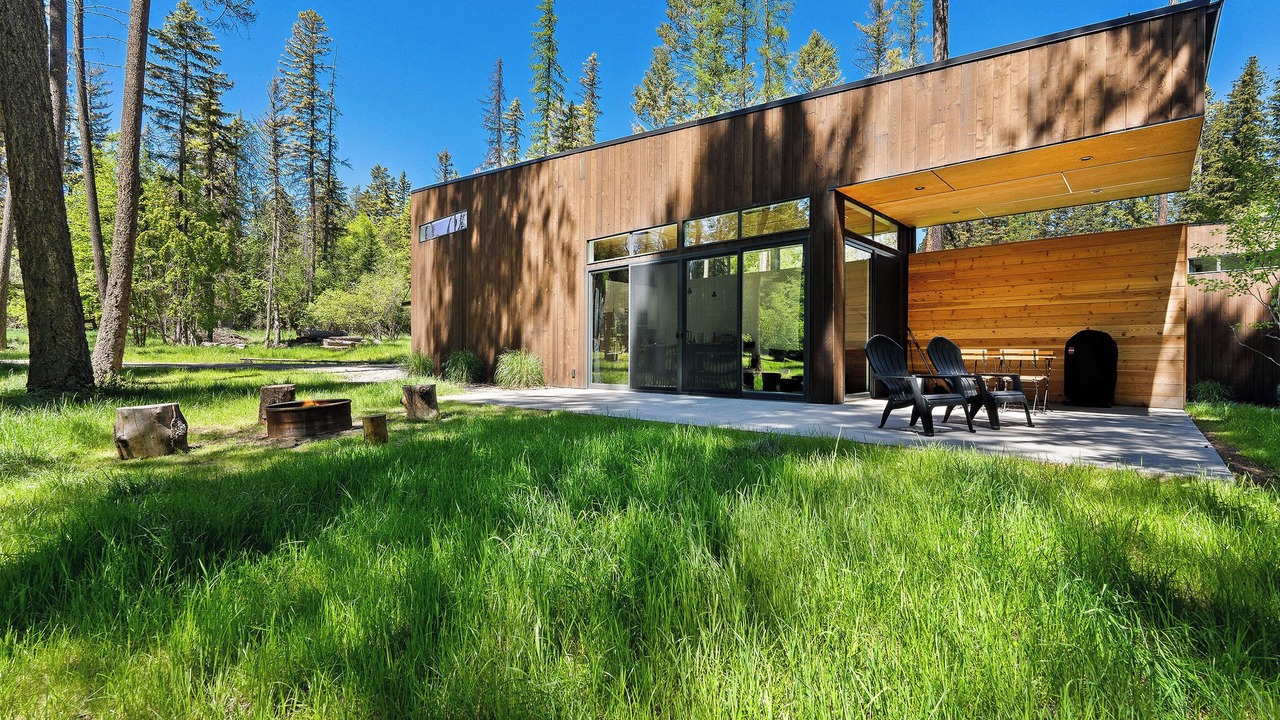 Photo of Patio Balcony in Lakeside