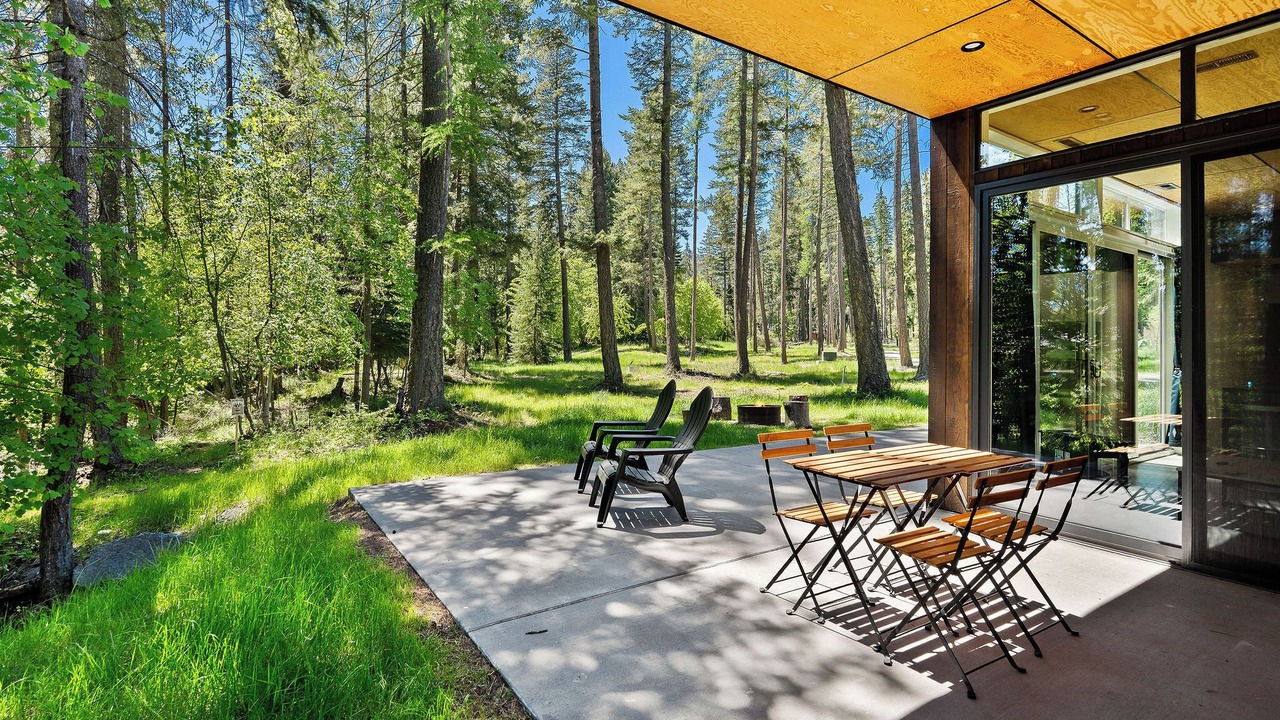 Photo of Outdoor in Lakeside