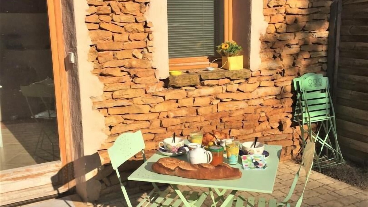 Photo of Outdoor in Charnay