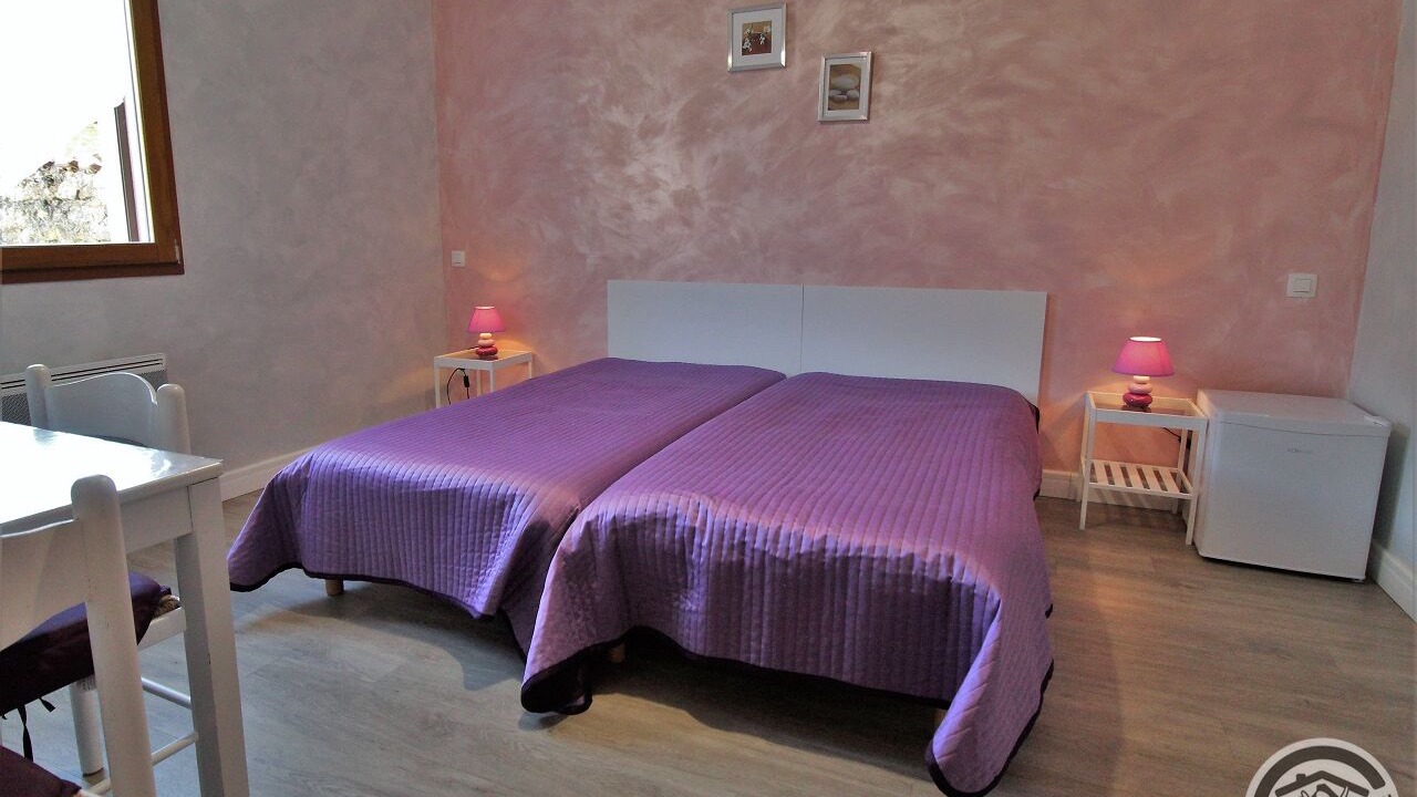 Photo of Bedroom in Pomeys