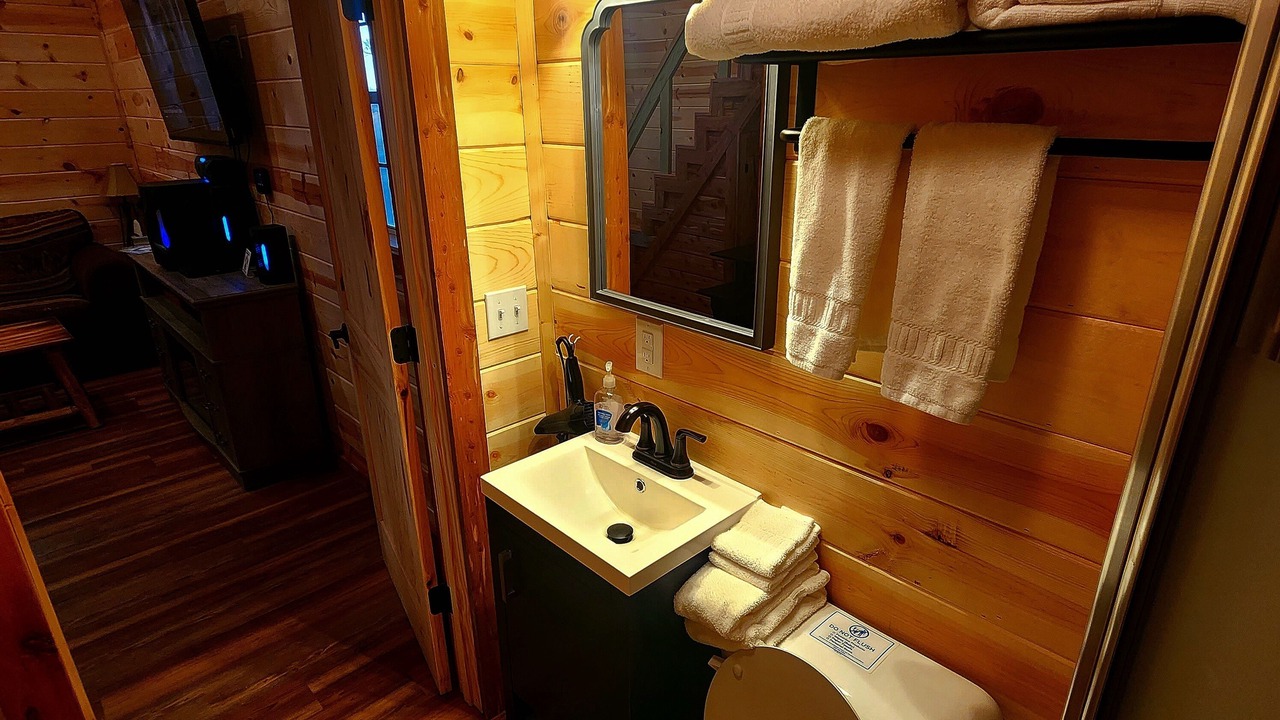 Photo of Bathroom in Marshall