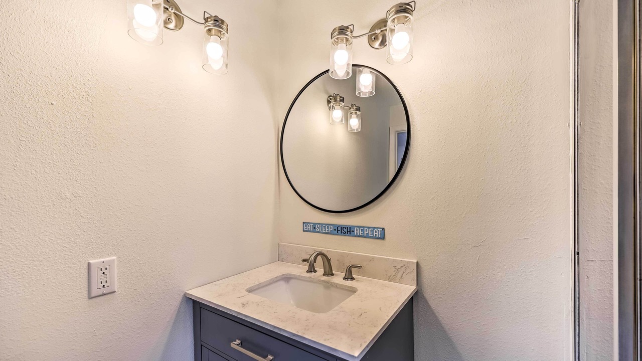 Photo of Bathroom in Grove