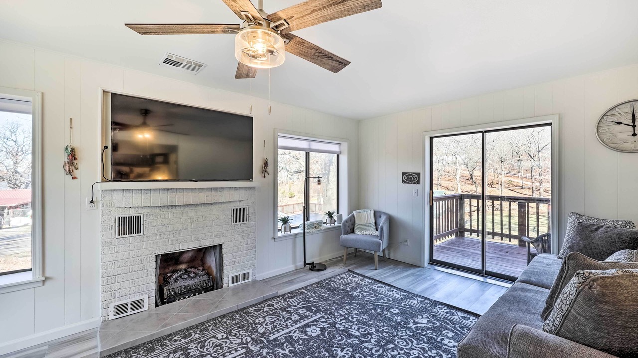 Photo of Livingroom in Grove
