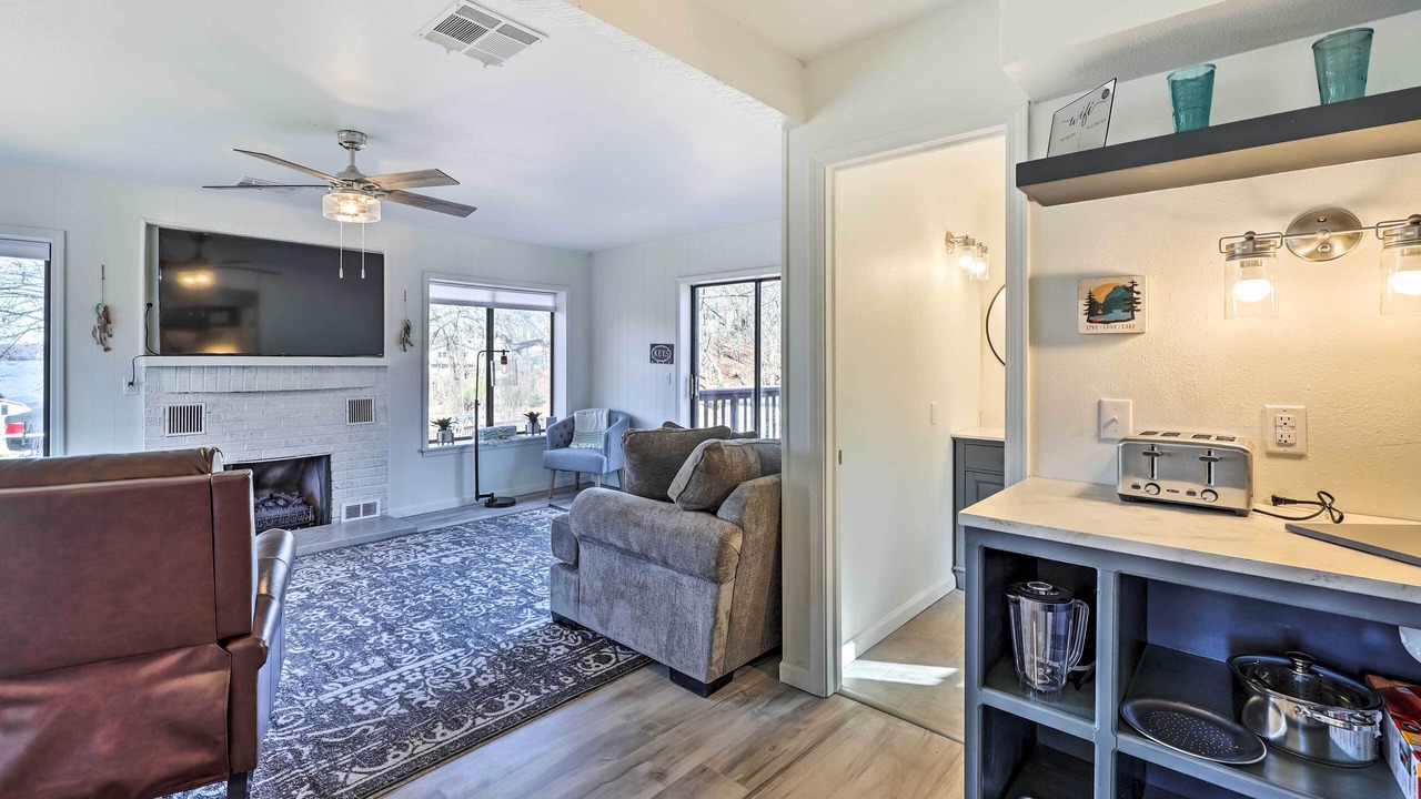 Photo of Livingroom in Grove
