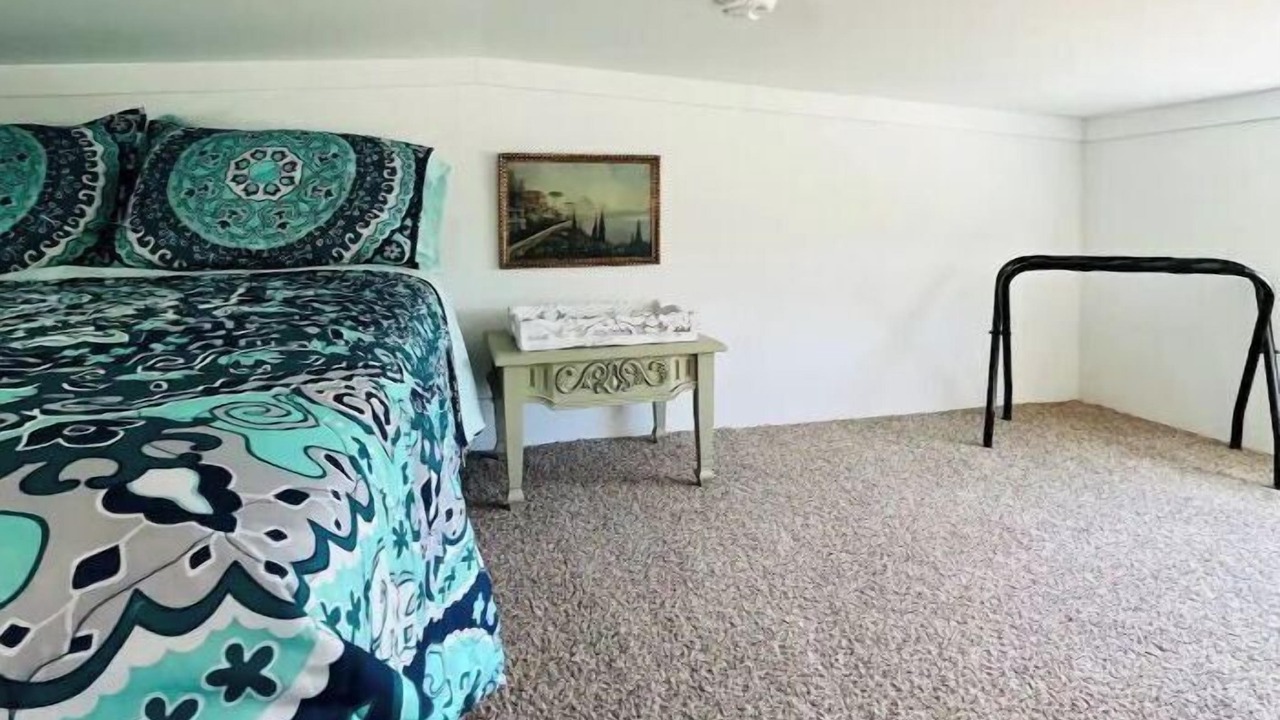 Photo of Bedroom in Granbury