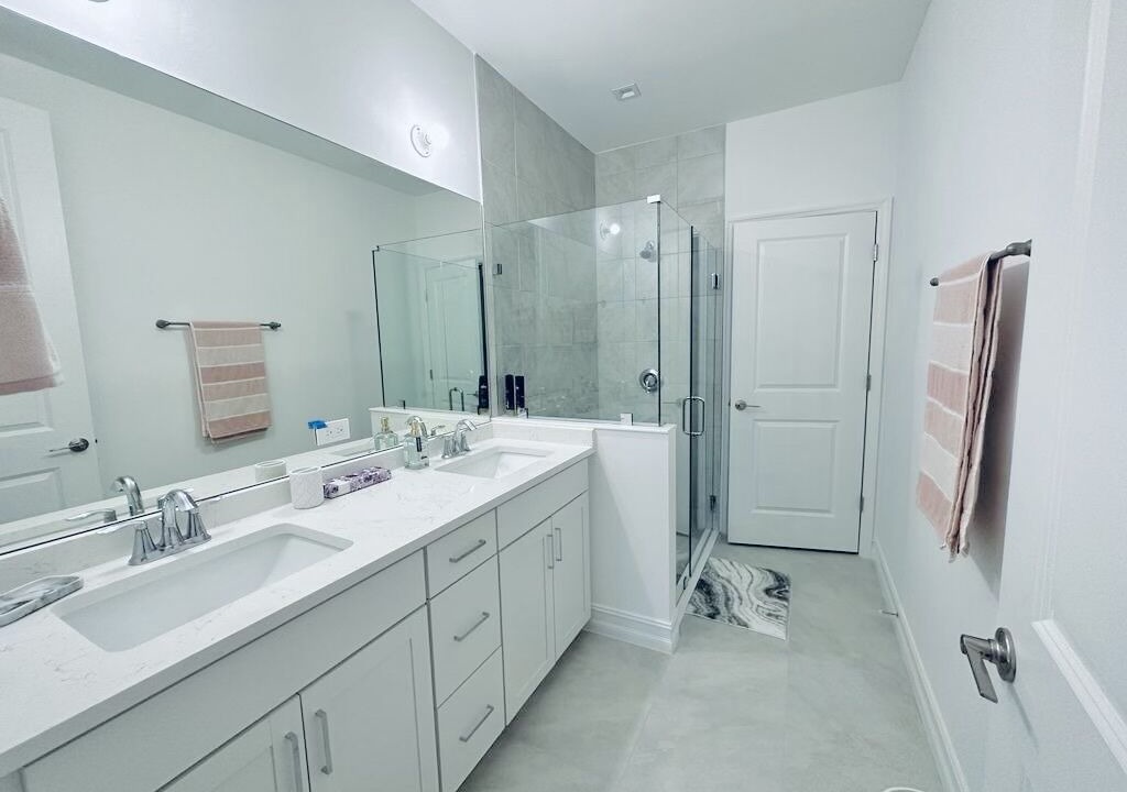 Photo of Bathroom in Naples