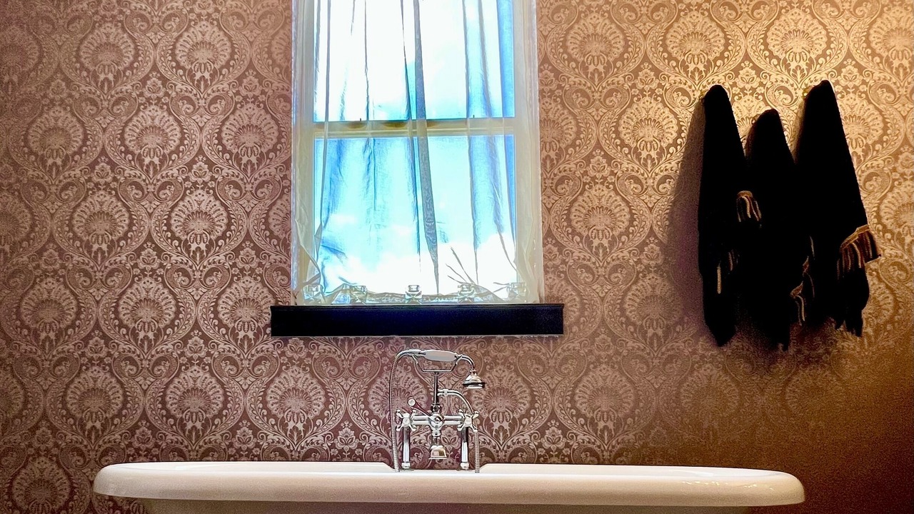 Photo of Bathroom in Hillsboro