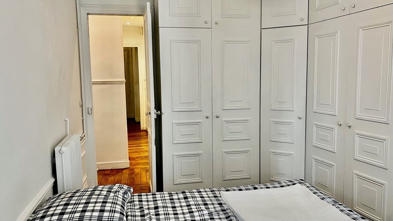 Photo of Bedroom in 18th Arrondissement